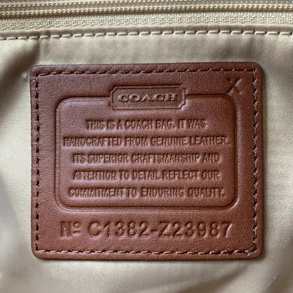 Coach Z Brown Leather Z23987 Medium Flap Shoulder Duffle Bag Pleated Purse Brass - Picture 9 of 13